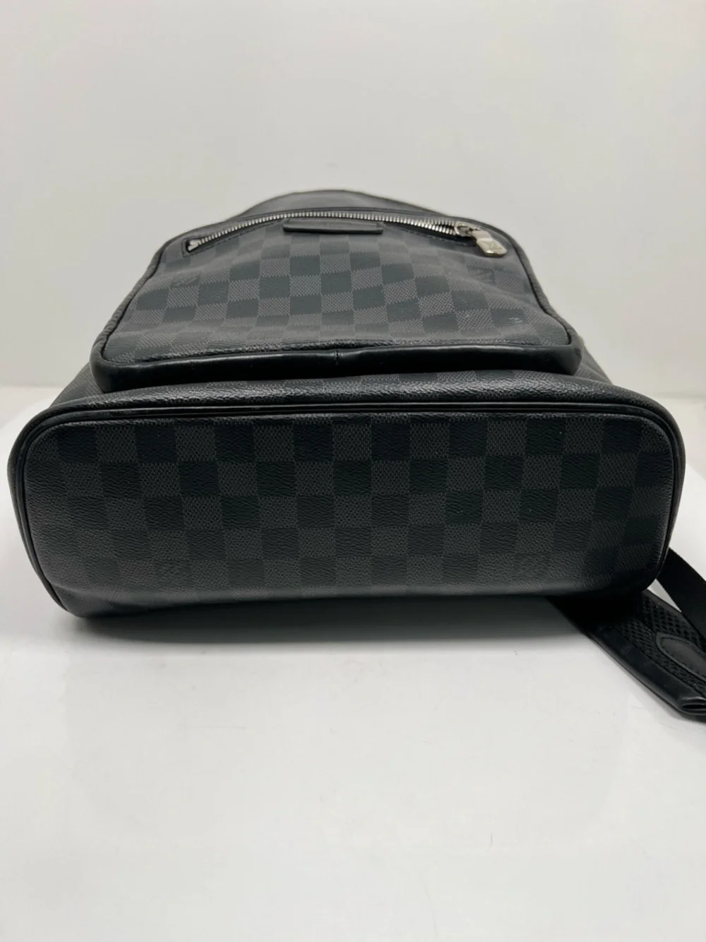 Louis Vuitton Josh Backpack Black Leather Damier Graphite - Picture 7 of 15
